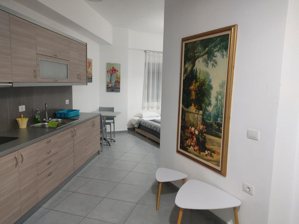 Margaritas Apartments Sarandë Exterior foto